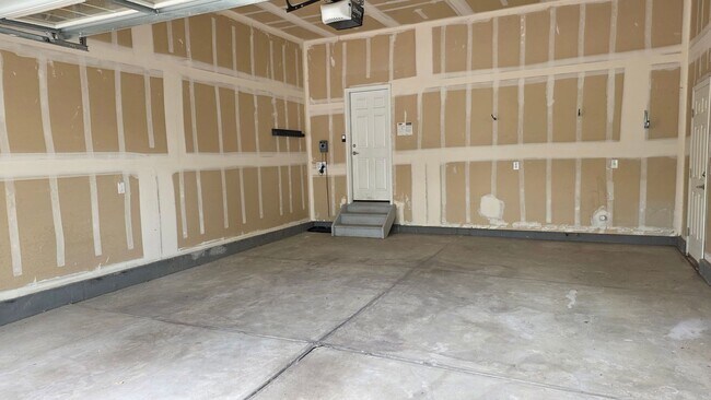 Building Photo - 4 Bedroom 3 Bath Plus Study/Office - Amazing Views! 55+ Only
