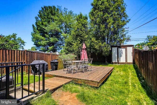 Building Photo - 9402 Granite Hill