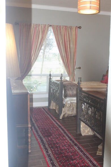 Second bedroom or office - 38400 Interstate 10 W