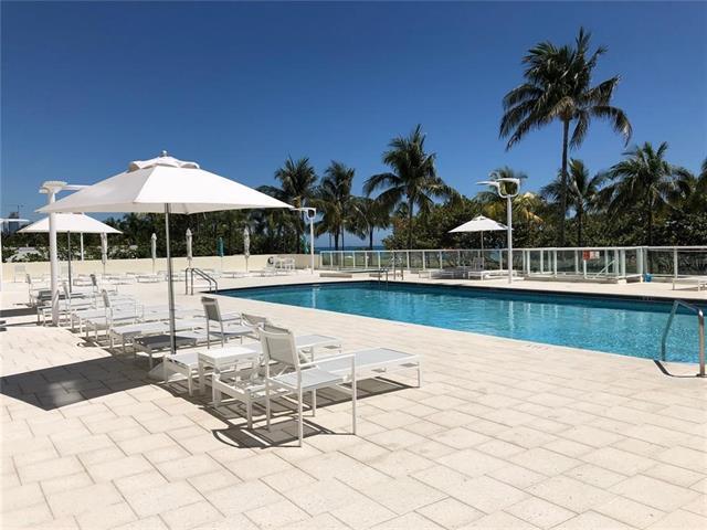 Building Photo - 10185 Collins Ave