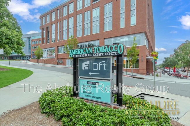 Building Photo - 600 S Duke St