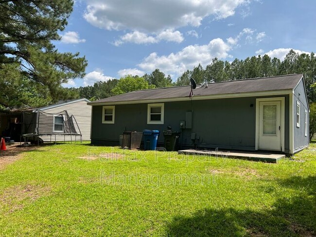 Building Photo - 1117 Pecan Pl