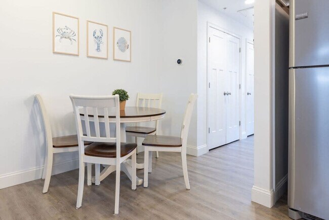 Building Photo - 128 Ashworth Ave