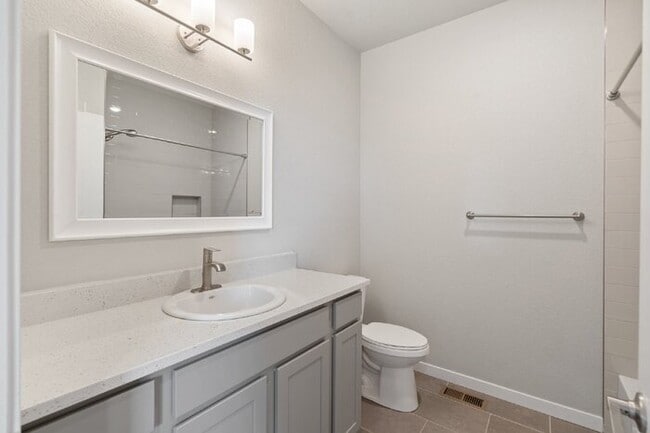 Building Photo - Sophisticated End-Unit Living Close to USAFA & Peterson — January Rent Free