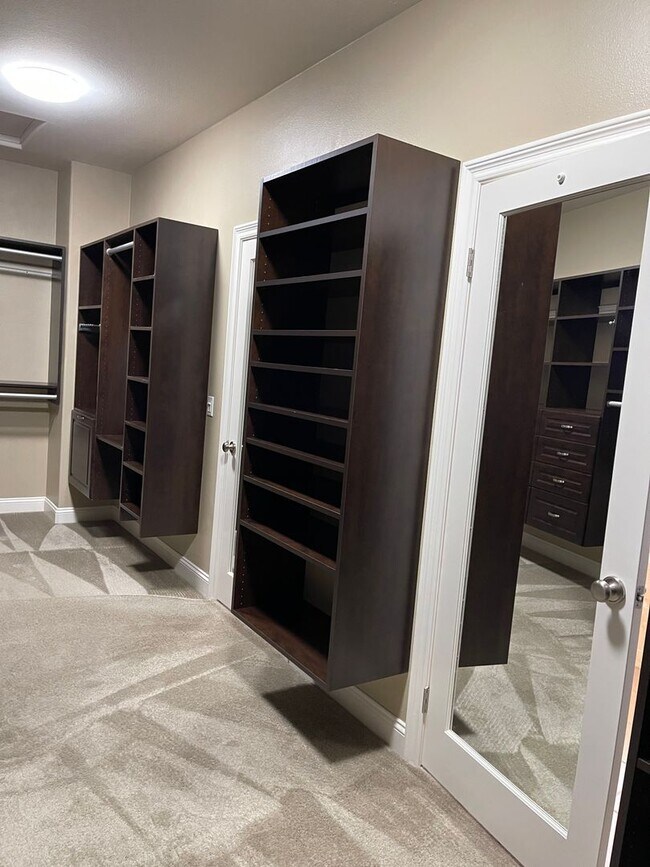 Building Photo - Exquisite 5-Bedroom, 3.5-Bath Home in Coveted Morgan Hill Estates