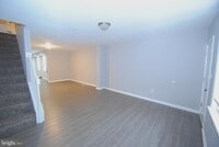 Building Photo - 229 E Broad St