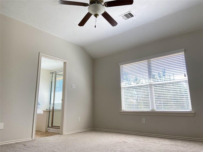 Building Photo - 27 Whitekirk Pl