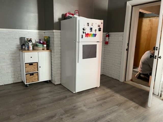 Kitchen - 1205 Hutton St