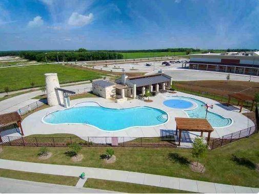 Building Photo - 500 Cowboy Wy