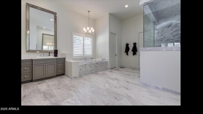 Building Photo - 2836 E Carob Dr