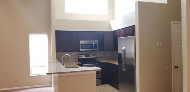 Building Photo - 9302 Pontiac Dr