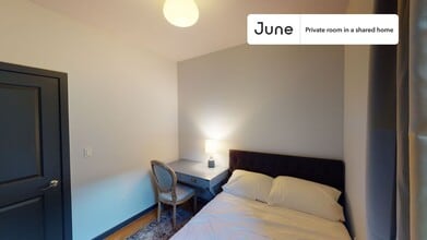 Building Photo - Room in Shared 4 bed/3 bath home