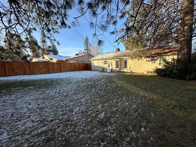 Building Photo - South Hill 3-Bedroom, 2-Bath Rancher with Finished Basement