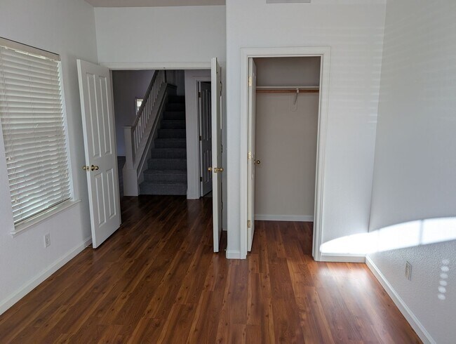 Building Photo - Nice 2 story home with lots of space, close to Fugman Elementary, Copper River and Woodward Park.