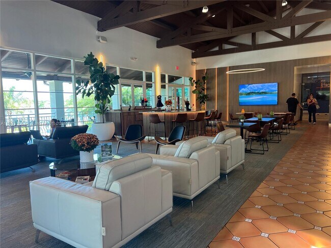 Building Photo - 10700 NW 66th St