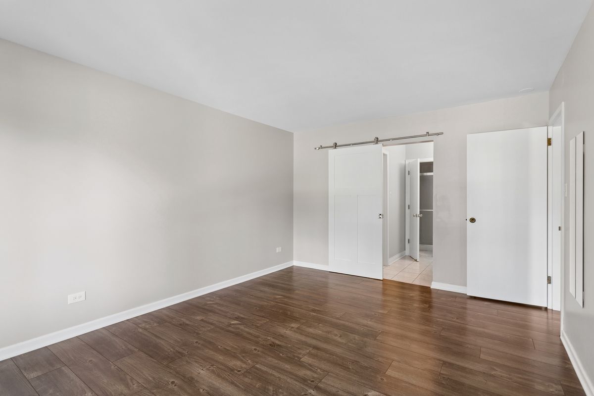 Building Photo - 7510 Farmingdale Dr