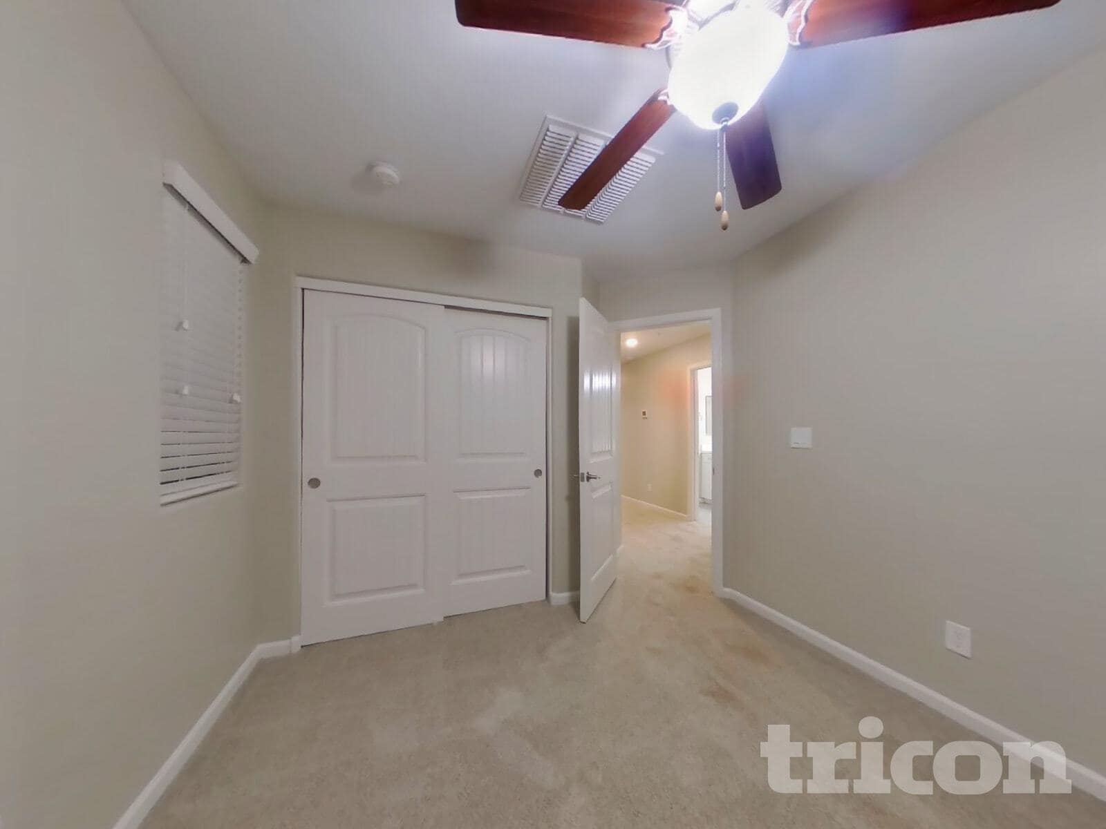 Building Photo - 12564 W Hummingbird Terrace