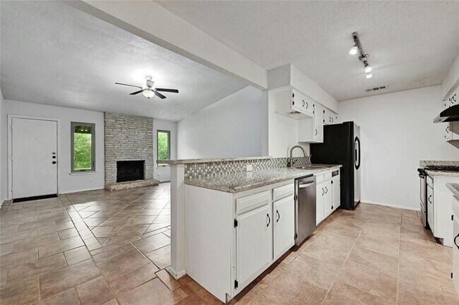 Building Photo - 3326 Clarksburg Dr