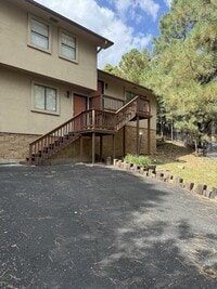 Building Photo - 103 Racquet Pl