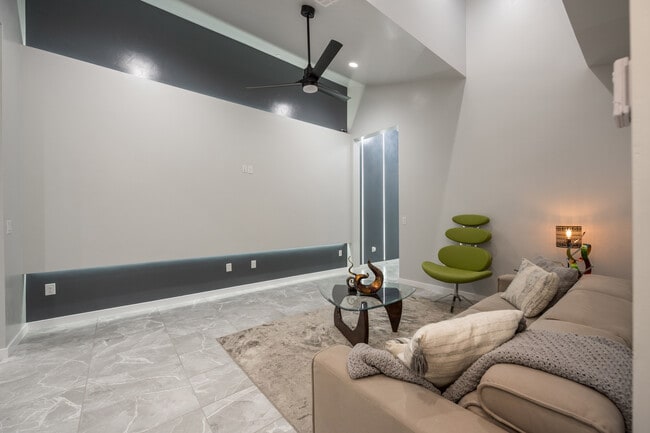 Building Photo - 4358 Capistrano Ave