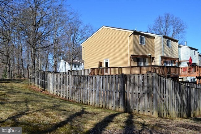 Building Photo - 8349 Windfall Rd