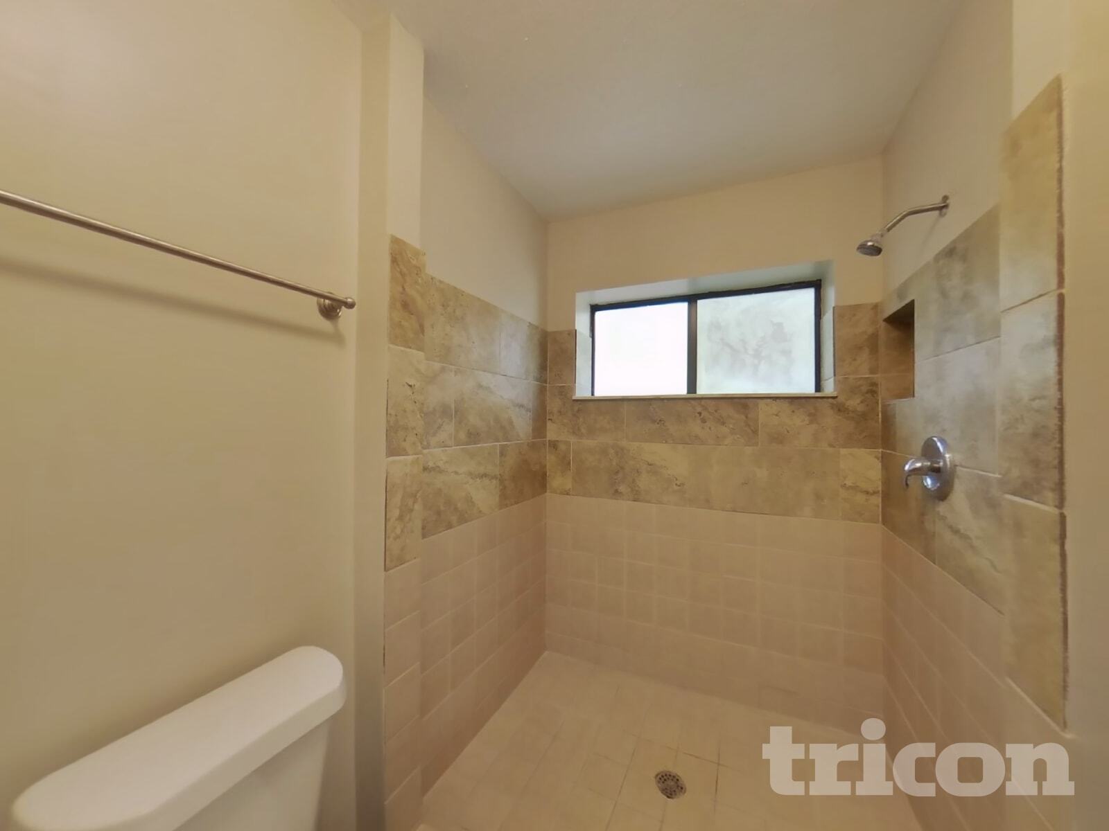Building Photo - 2346 Blossom Ridge Dr N