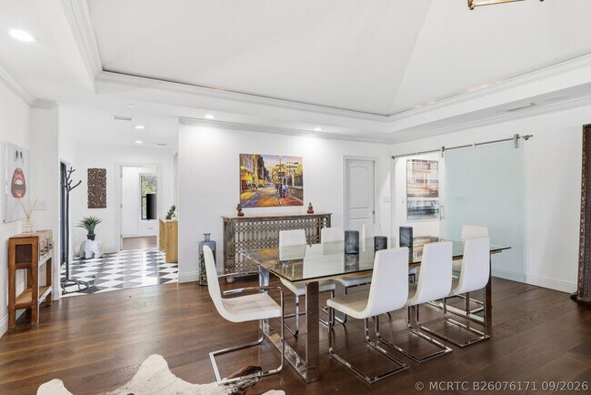 Building Photo - 2835 Polo Island Dr