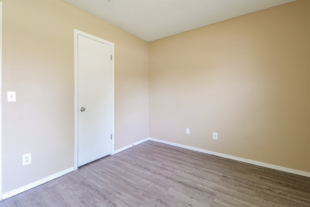 Building Photo - 1212 SE 11th St