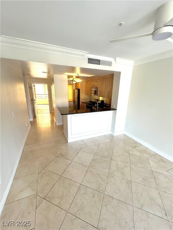 Building Photo - 220 E Flamingo Rd