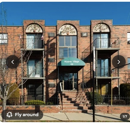 Building Photo - 358 Broadway