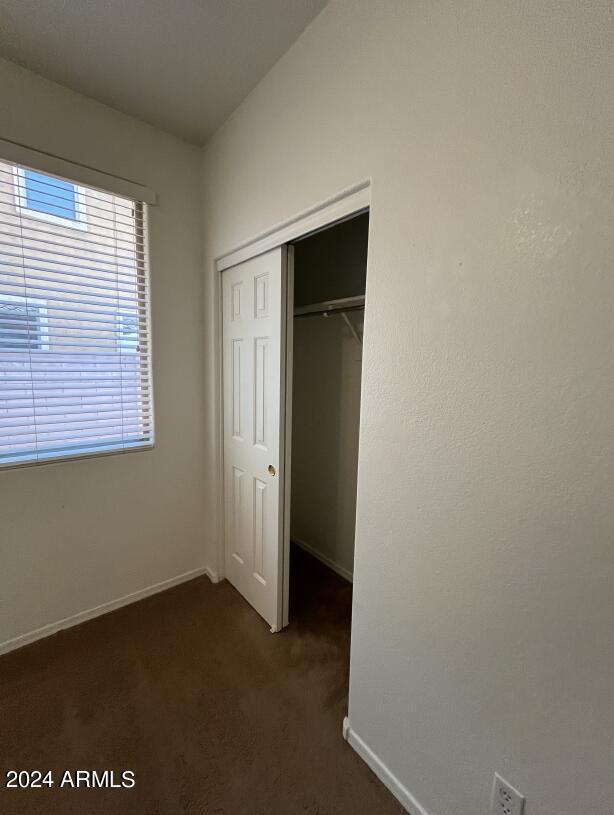 Building Photo - 4135 E Bellerive Dr