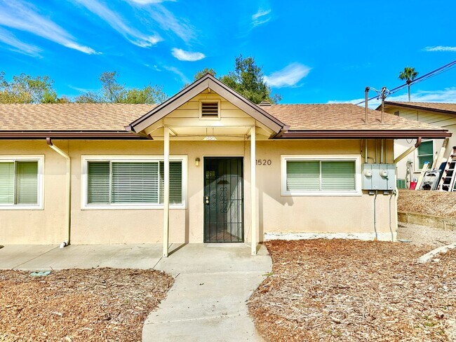 Primary Photo - Light, Bright, and Recently Updated, this ...