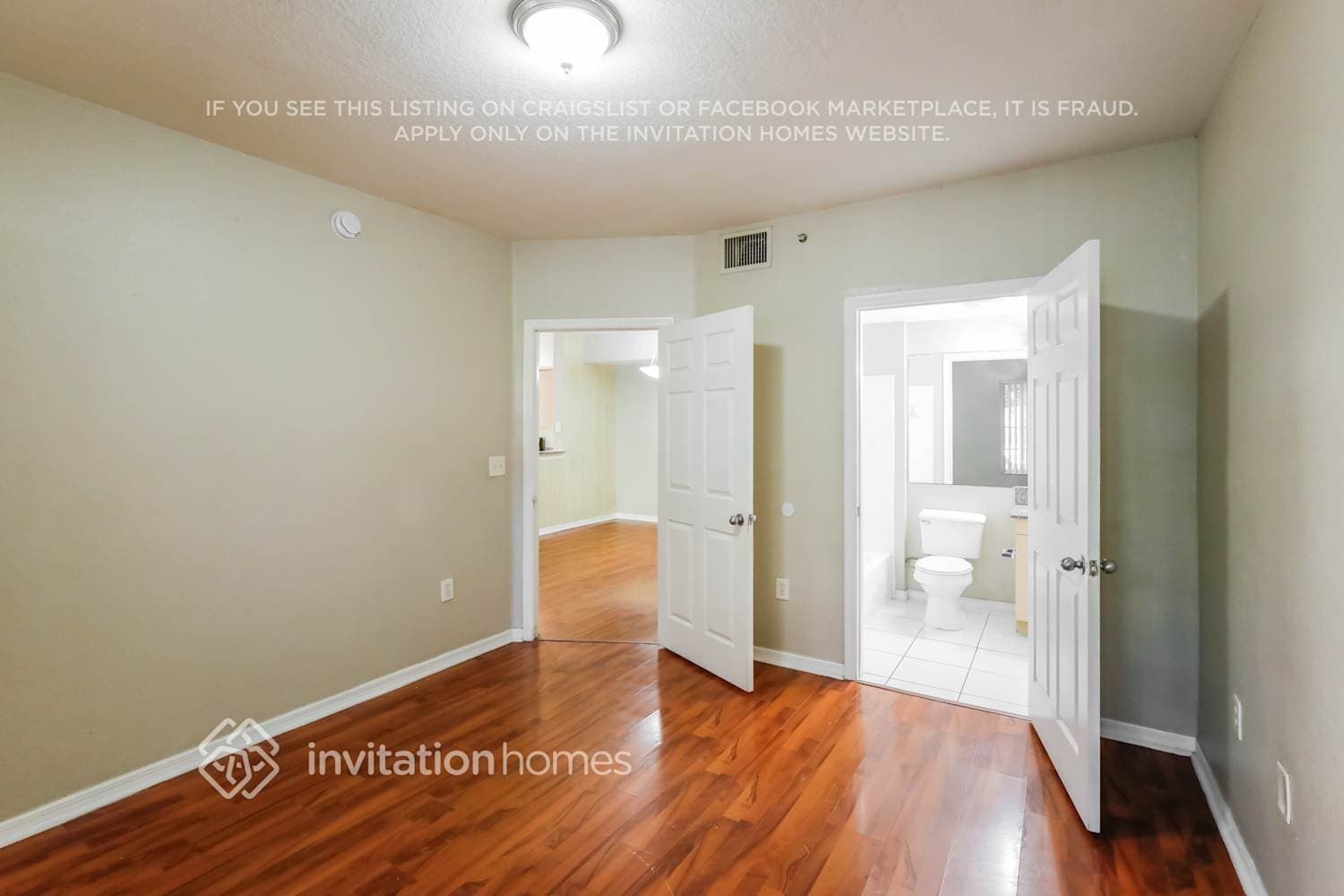 Building Photo - 2548 Centergate Dr