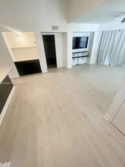 Building Photo - 4759 Via Palm Lakes