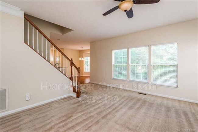 Building Photo - 9706 Ashburton Dr