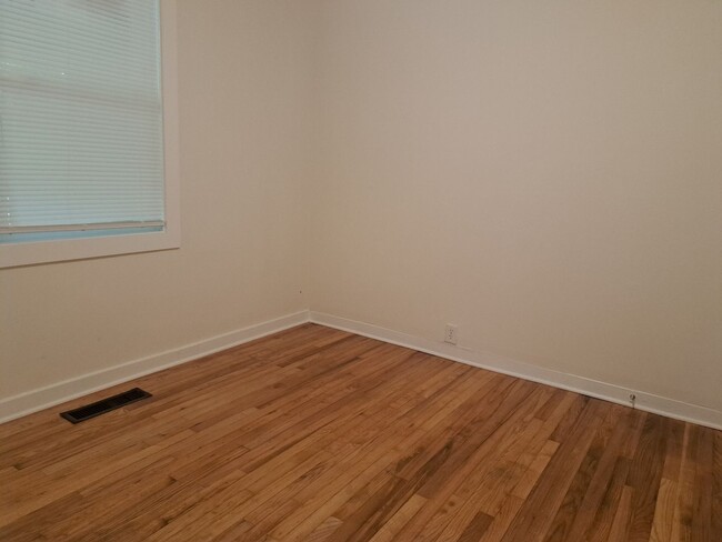 Building Photo - Your New Home at Park South