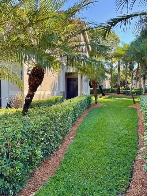 Building Photo - 1140 Sorrento Dr