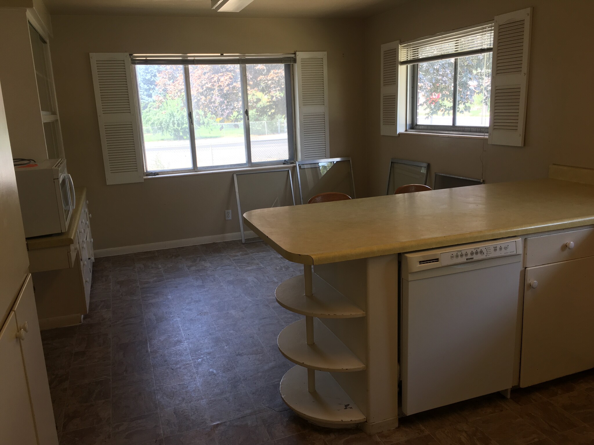 Building Photo - 397 N 100 E