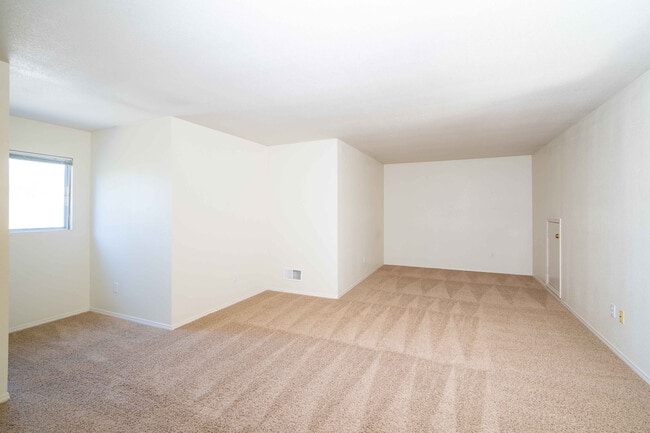 Building Photo - Spacious 2 Master Suites with Bonus Loft A...