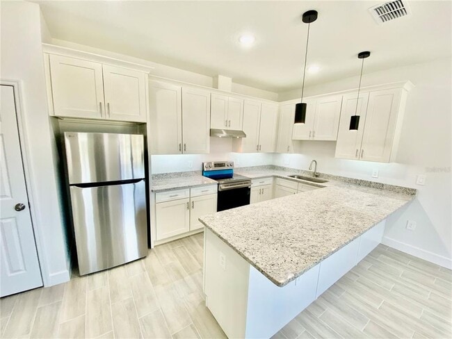 Building Photo - 10002 Massey St