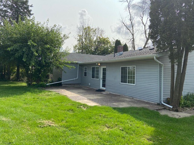 Building Photo - 7214 W Mineral Point Rd