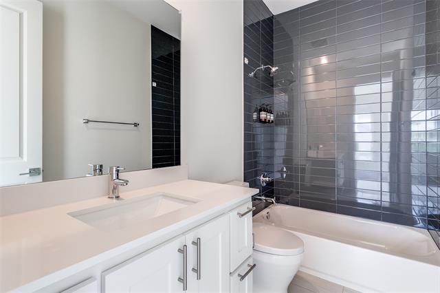 Building Photo - 5515 Bryan Pkwy