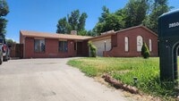 Building Photo - 3 bedroom, 2 bath, 2 car garage for rent