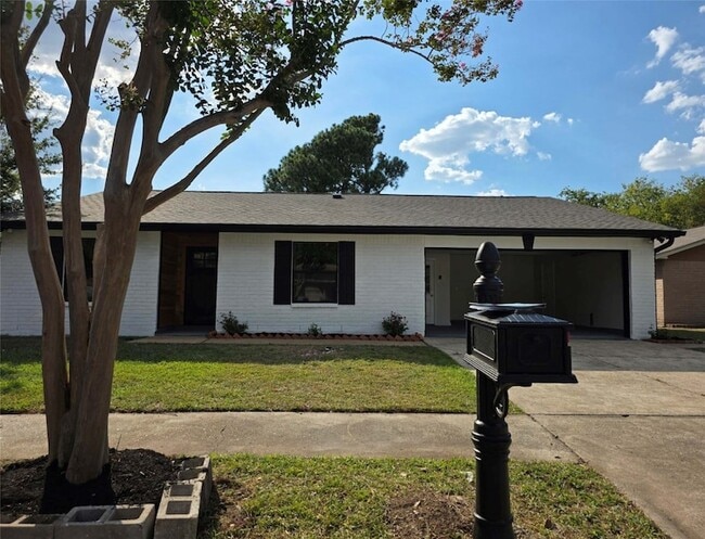 Building Photo - 7423 Weatherhill Ln