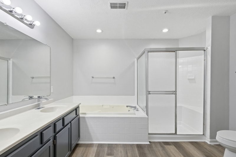 Building Photo - 5905 Grenfell Loop