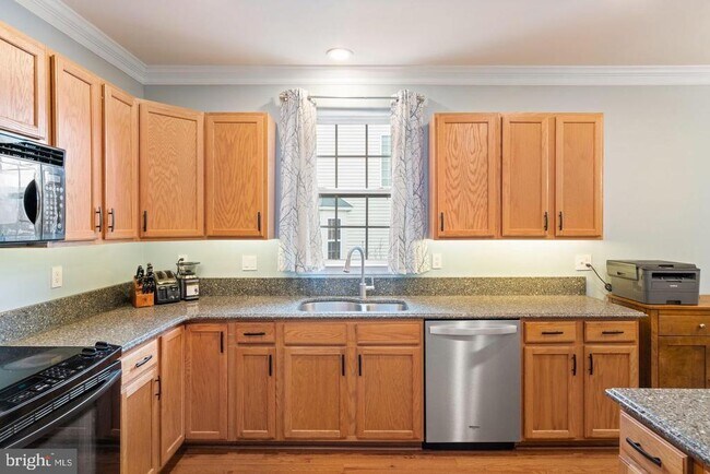 Building Photo - 26147 Lands End Dr