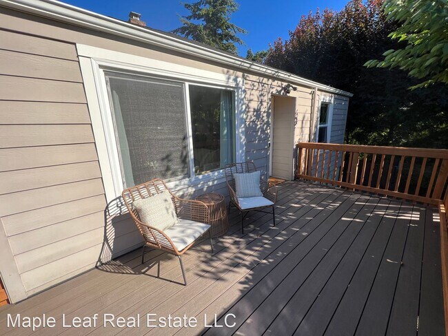 Building Photo - 3 br, 2 bath House - 6316 21st Ave SW