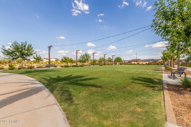 Building Photo - 4198 E Reynolds Dr