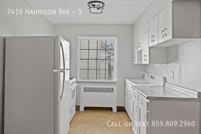 Building Photo - 7416 Harrison Ave