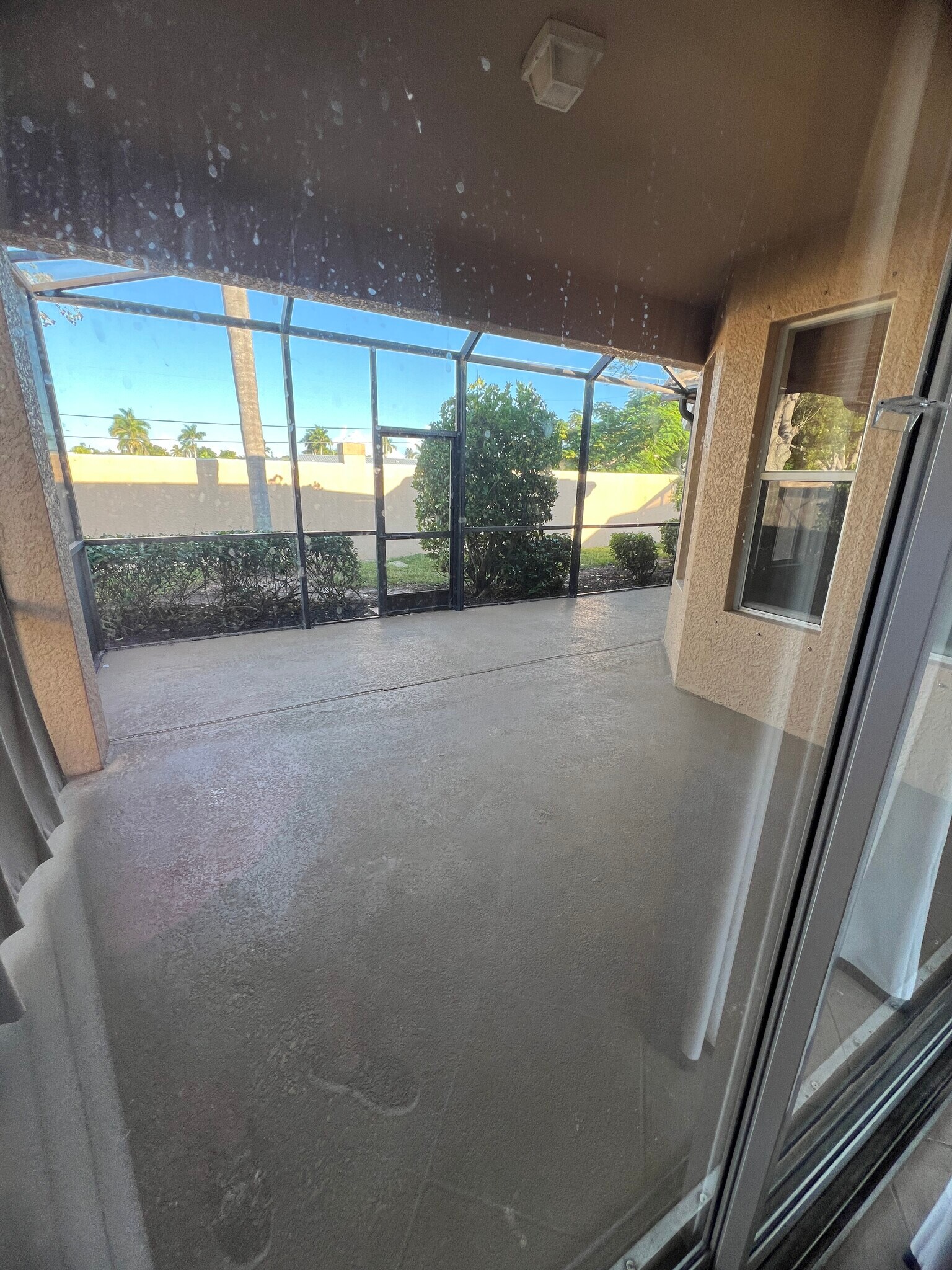 Building Photo - 13988 Village Creek Dr